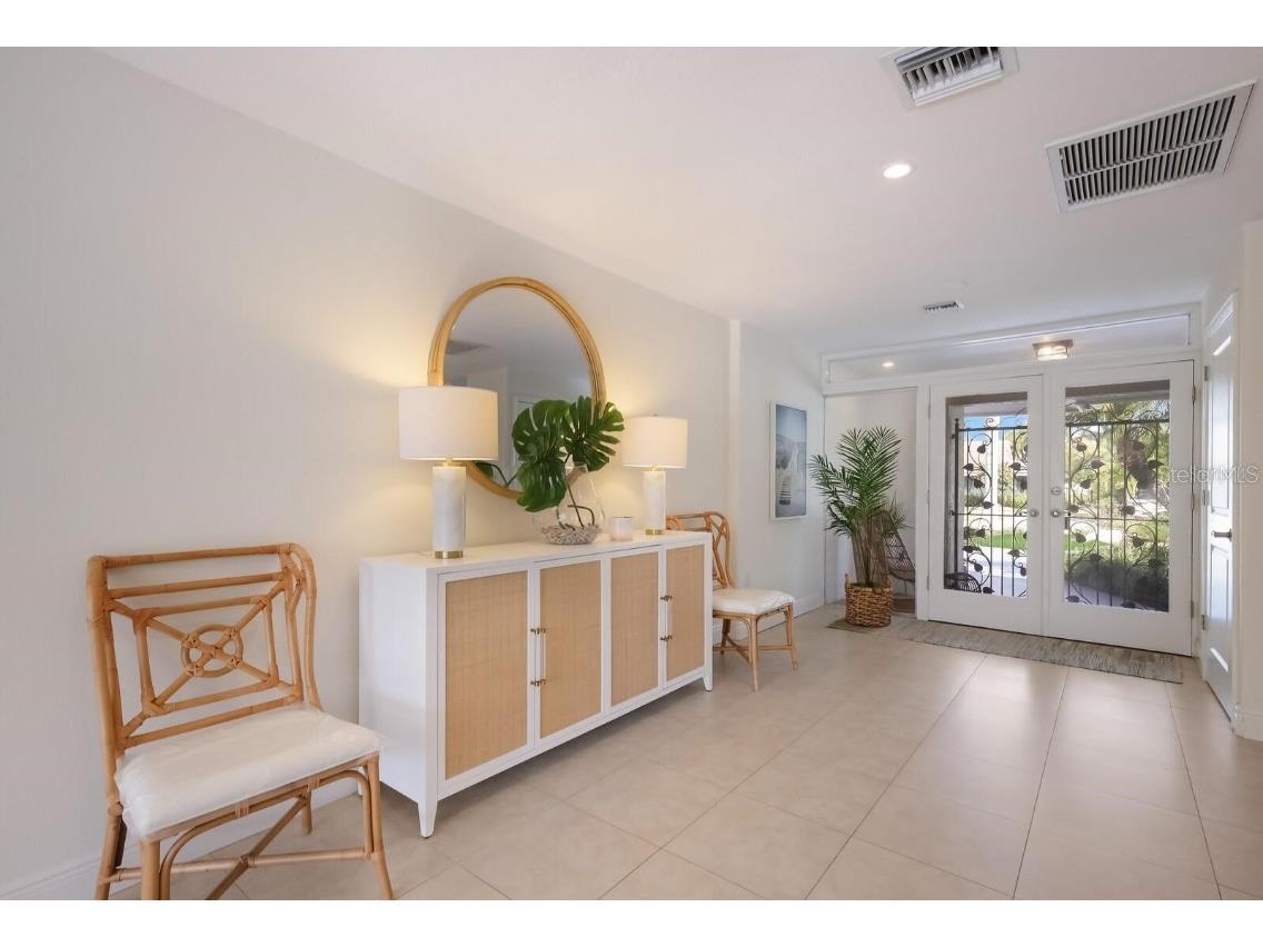 567 Bird Key Drive Sarasota FL 34236 A4662608 image5