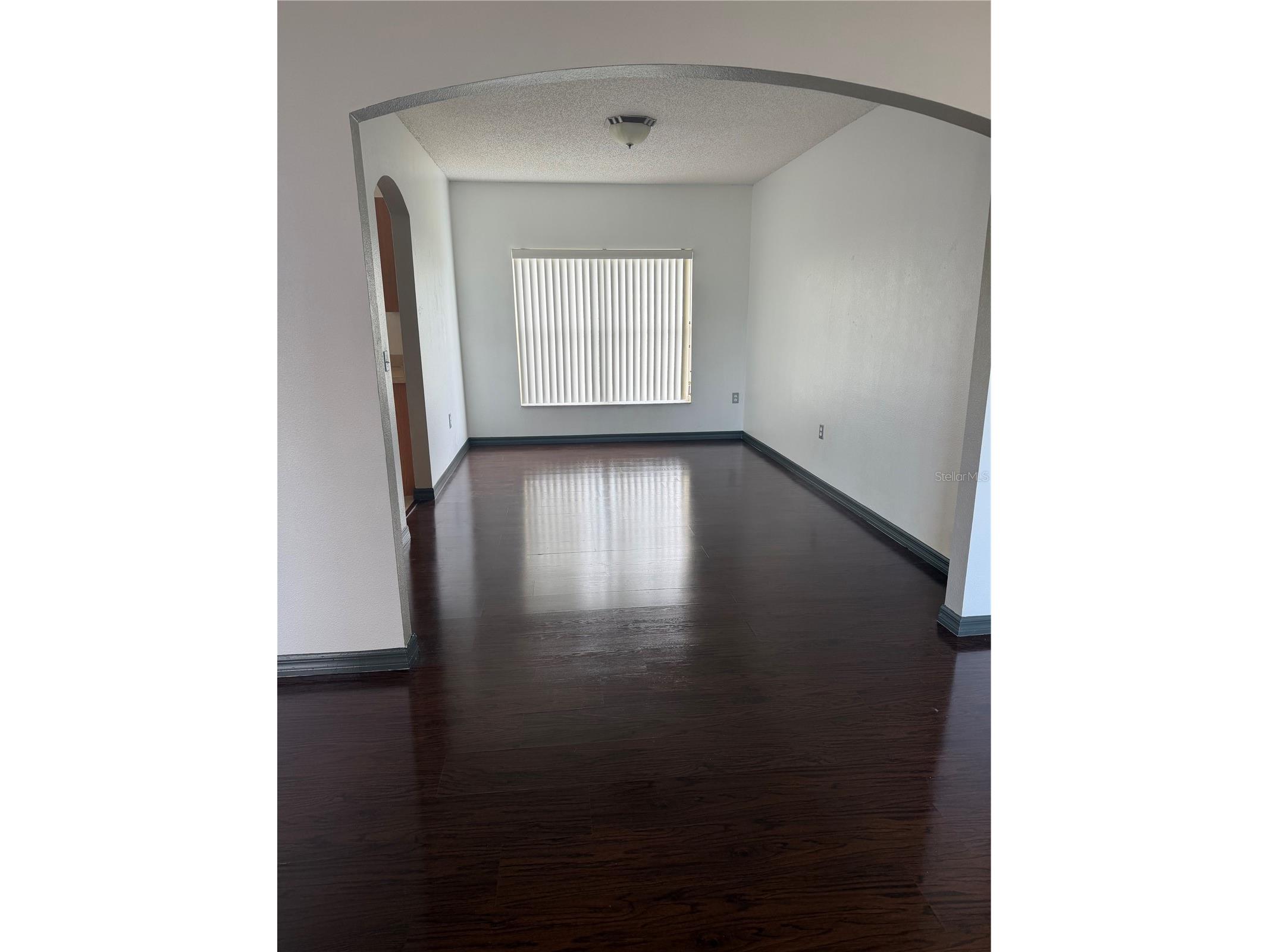 567 Hummingbird Court Kissimmee FL 34759 S5150750 image2