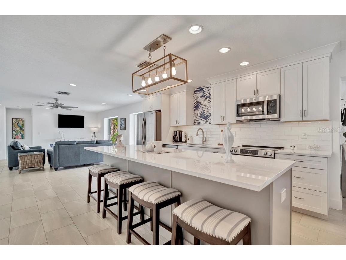 567 Venice Lane Sarasota FL 34242 A4670981 image10