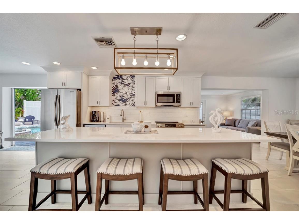 567 Venice Lane Sarasota FL 34242 A4670981 image14