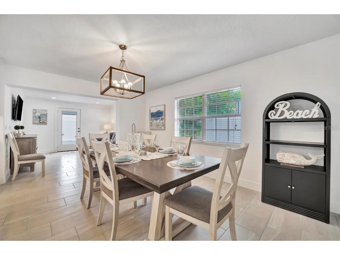 567 Venice Lane Sarasota FL 34242 A4670981 image17