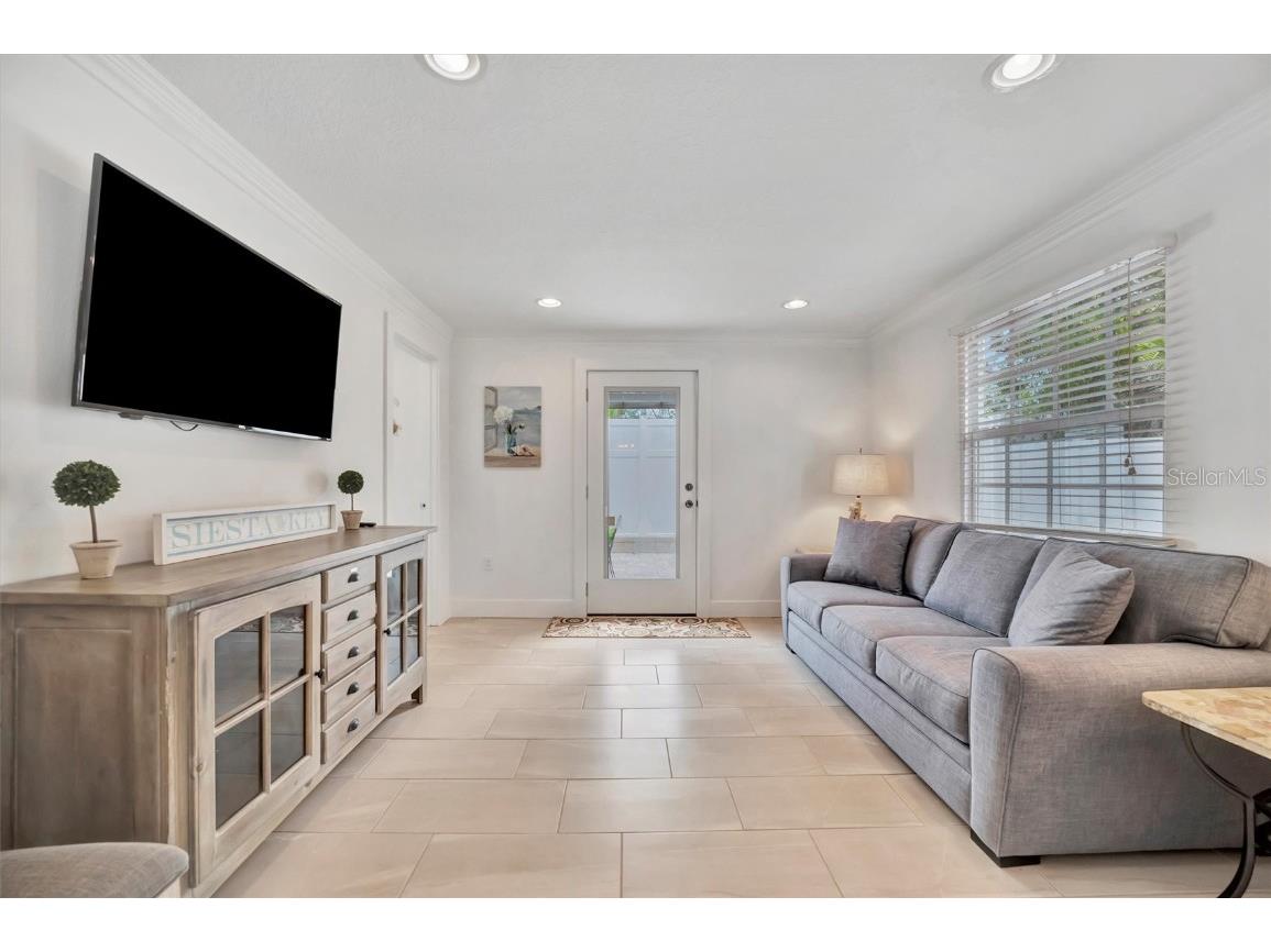 567 Venice Lane Sarasota FL 34242 A4670981 image18