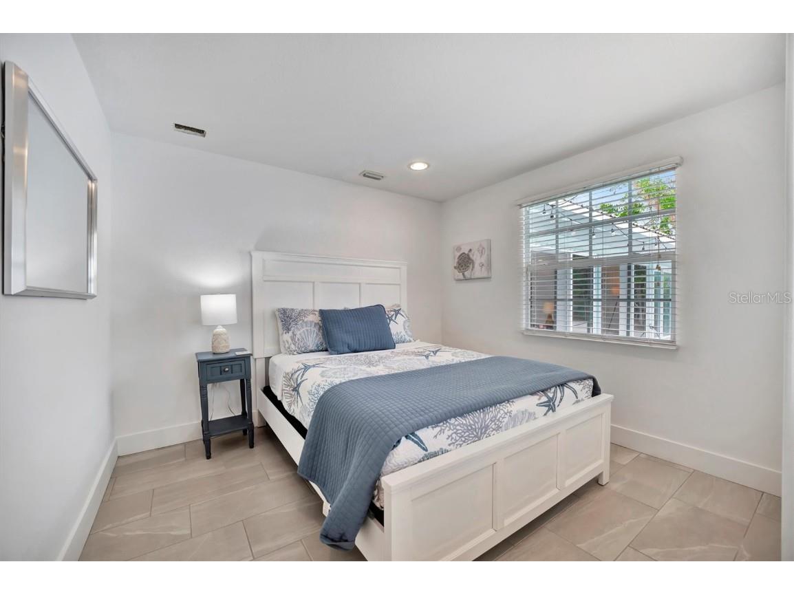 567 Venice Lane Sarasota FL 34242 A4670981 image19