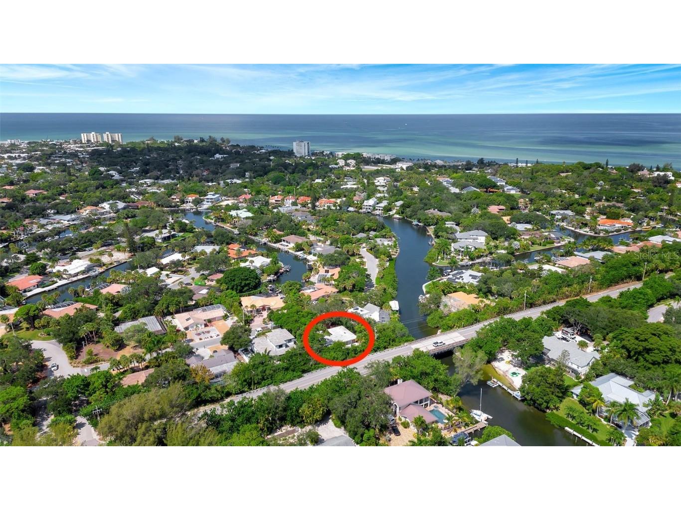 567 Venice Lane Sarasota FL 34242 A4670981 image3