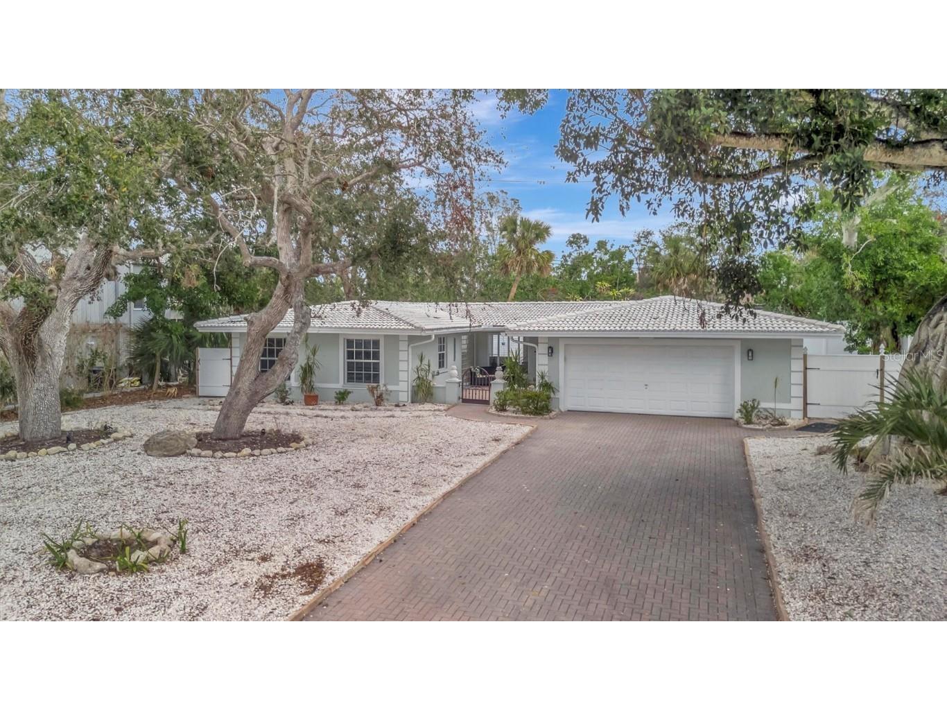 567 Venice Lane Sarasota FL 34242 A4670981 image6