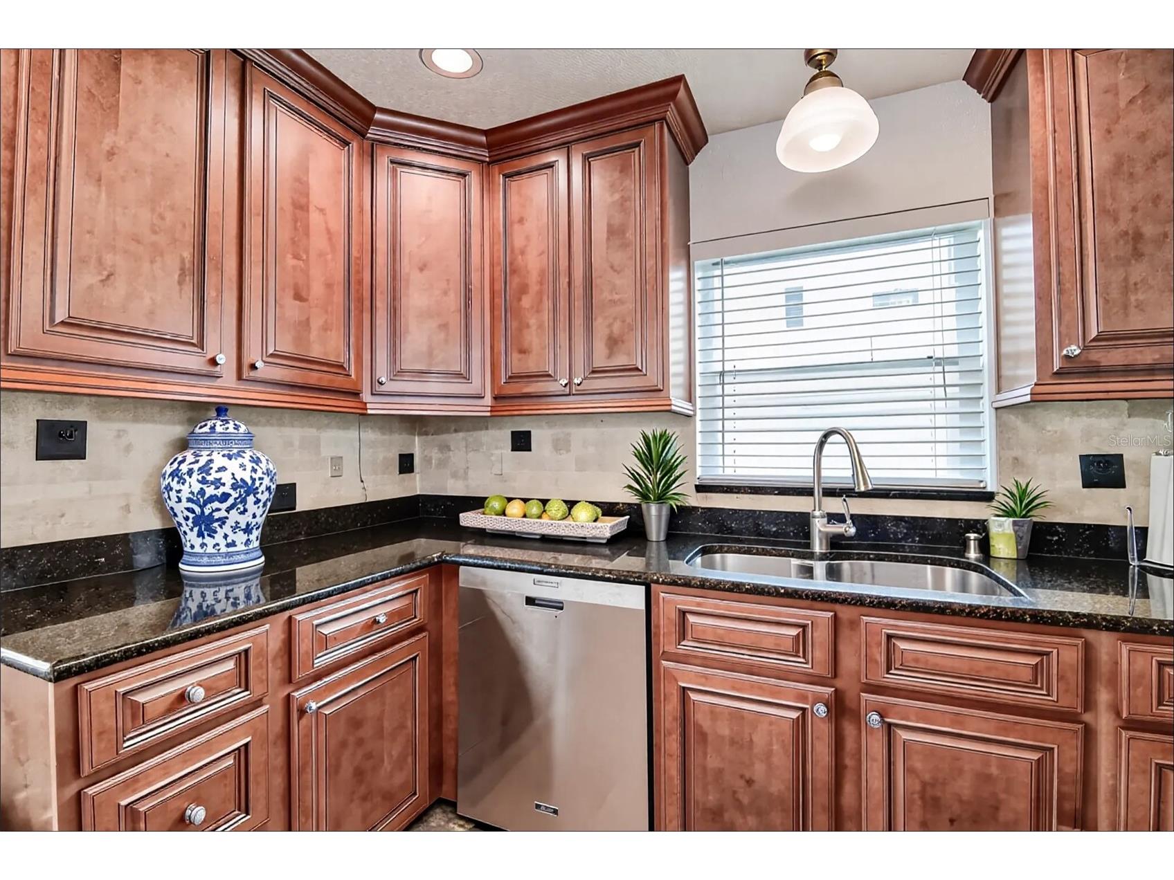 5672 62nd Way N Saint Petersburg FL 33709 TB8389774 image12