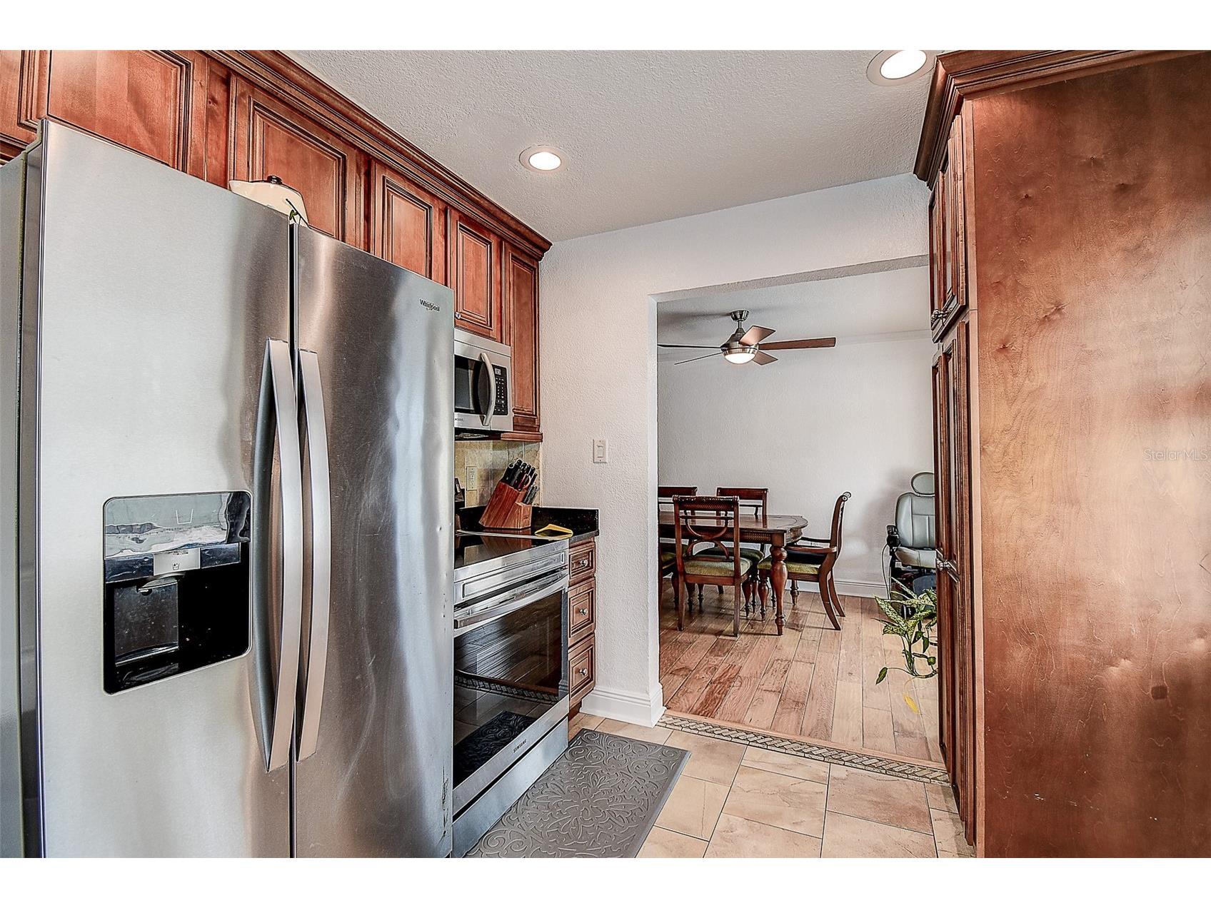 5672 62nd Way N Saint Petersburg FL 33709 TB8389774 image21