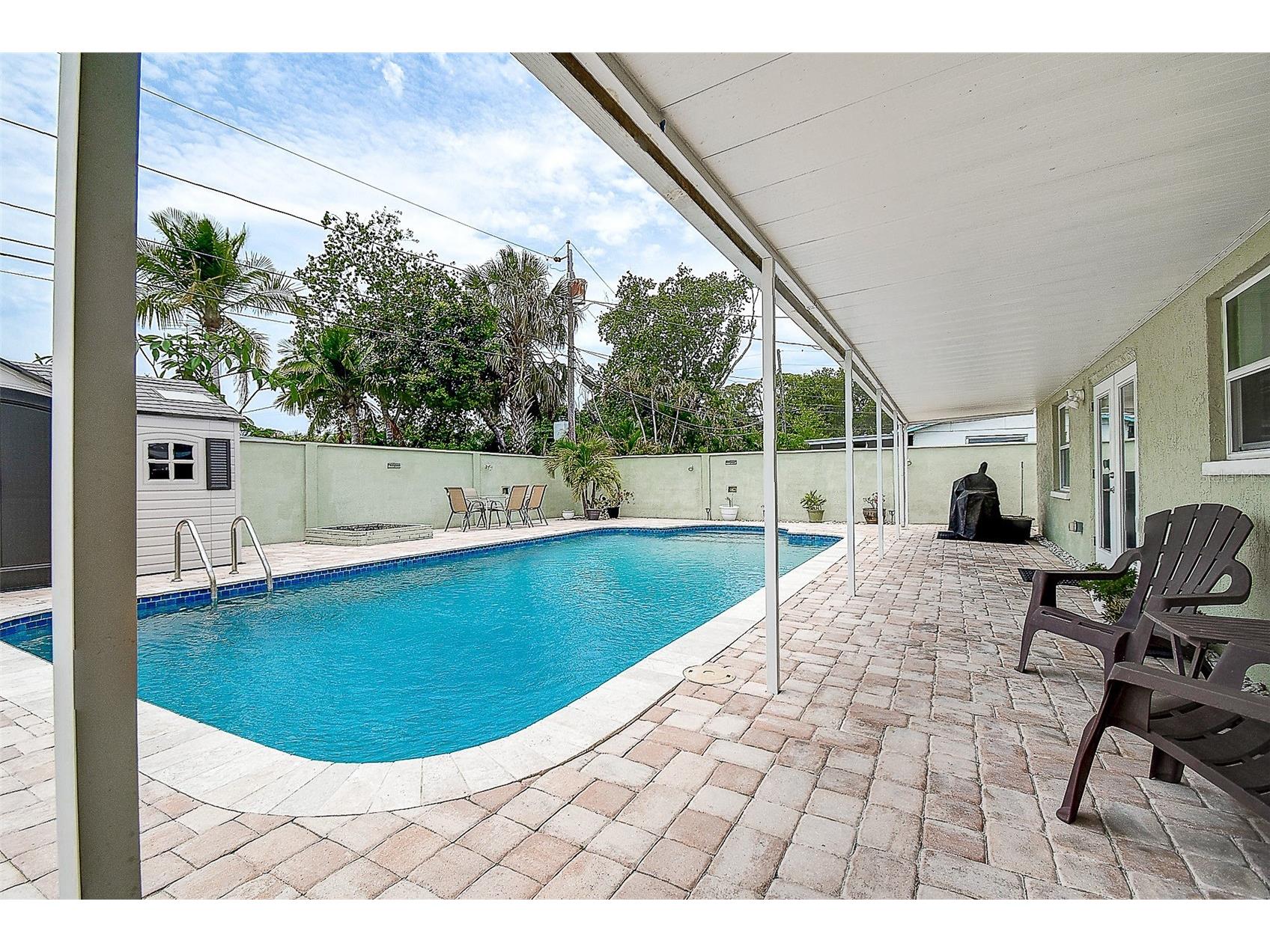 5672 62nd Way N Saint Petersburg FL 33709 TB8389774 image28