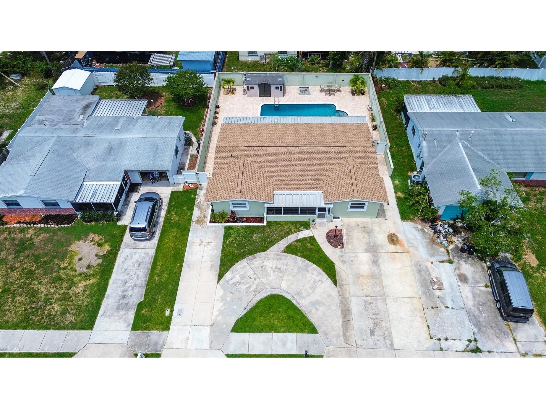 5672 62nd Way N Saint Petersburg FL 33709 TB8389774 image3