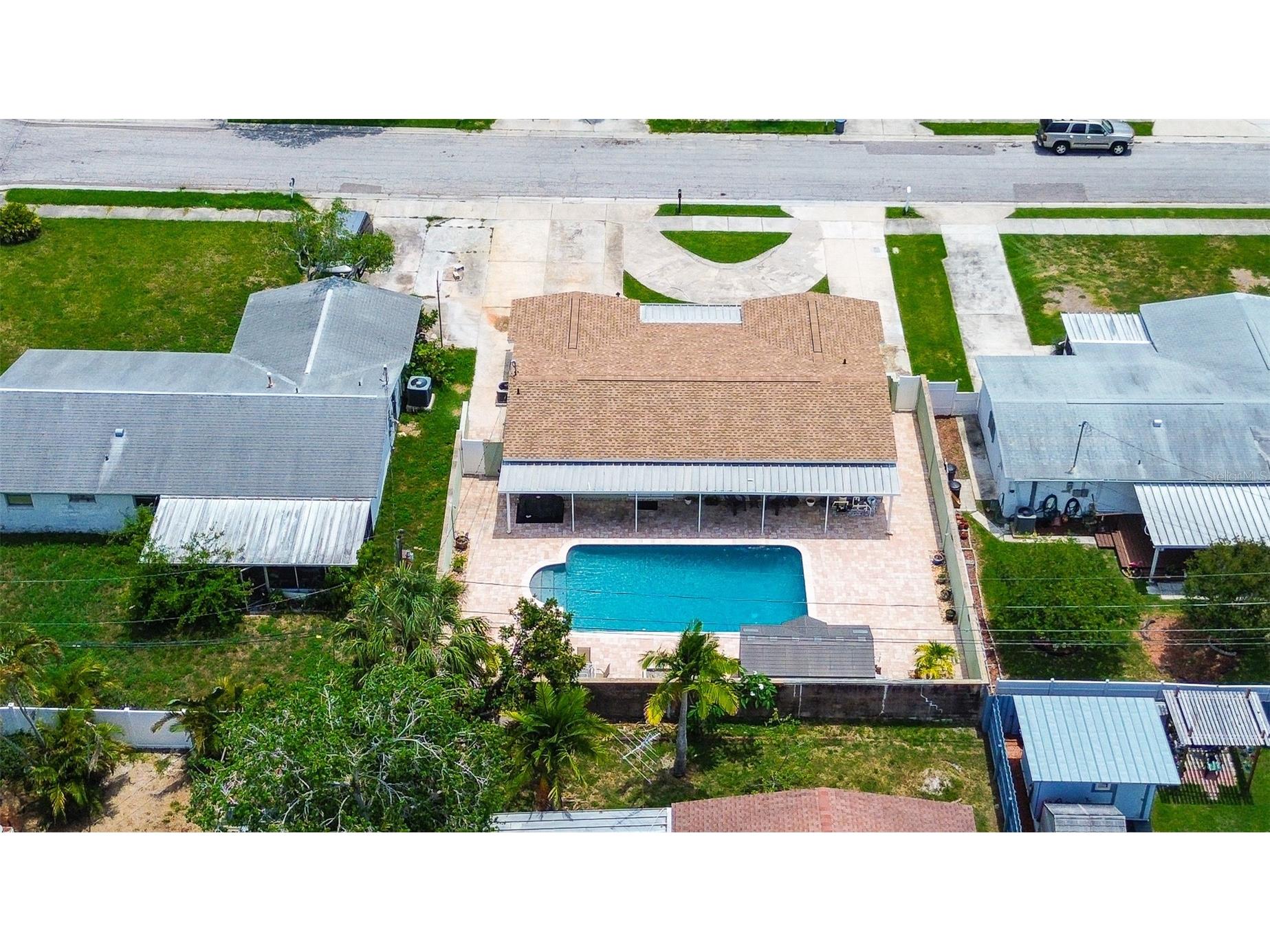 5672 62nd Way N Saint Petersburg FL 33709 TB8389774 image7