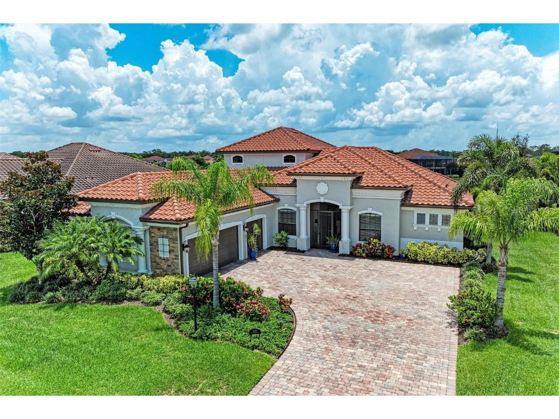 5672 Cloverleaf Run Lakewood Ranch FL 34211 A4616218 image1