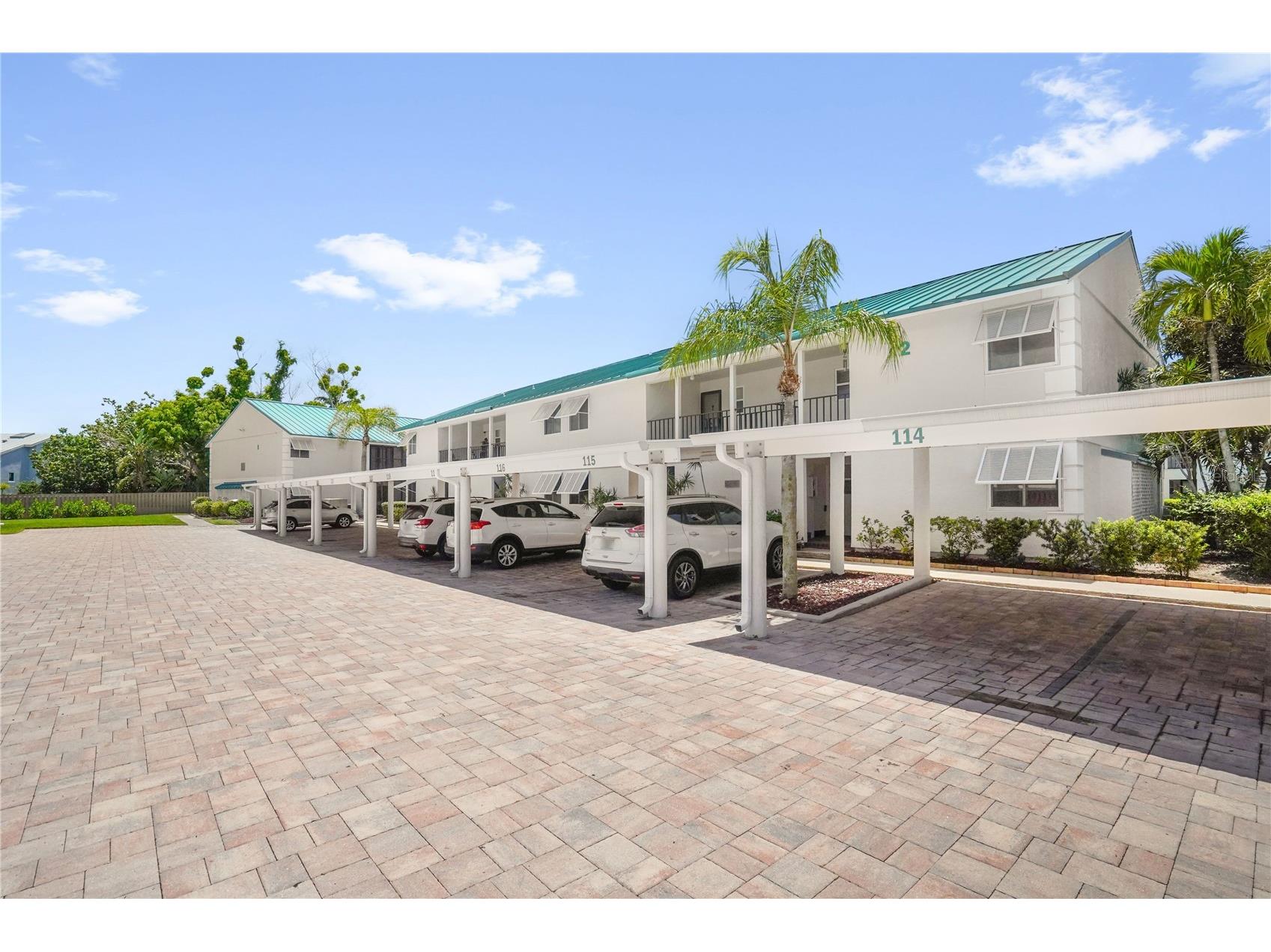 5673 Midnight Pass Road #201 Sarasota FL 34242 A4694956 image1