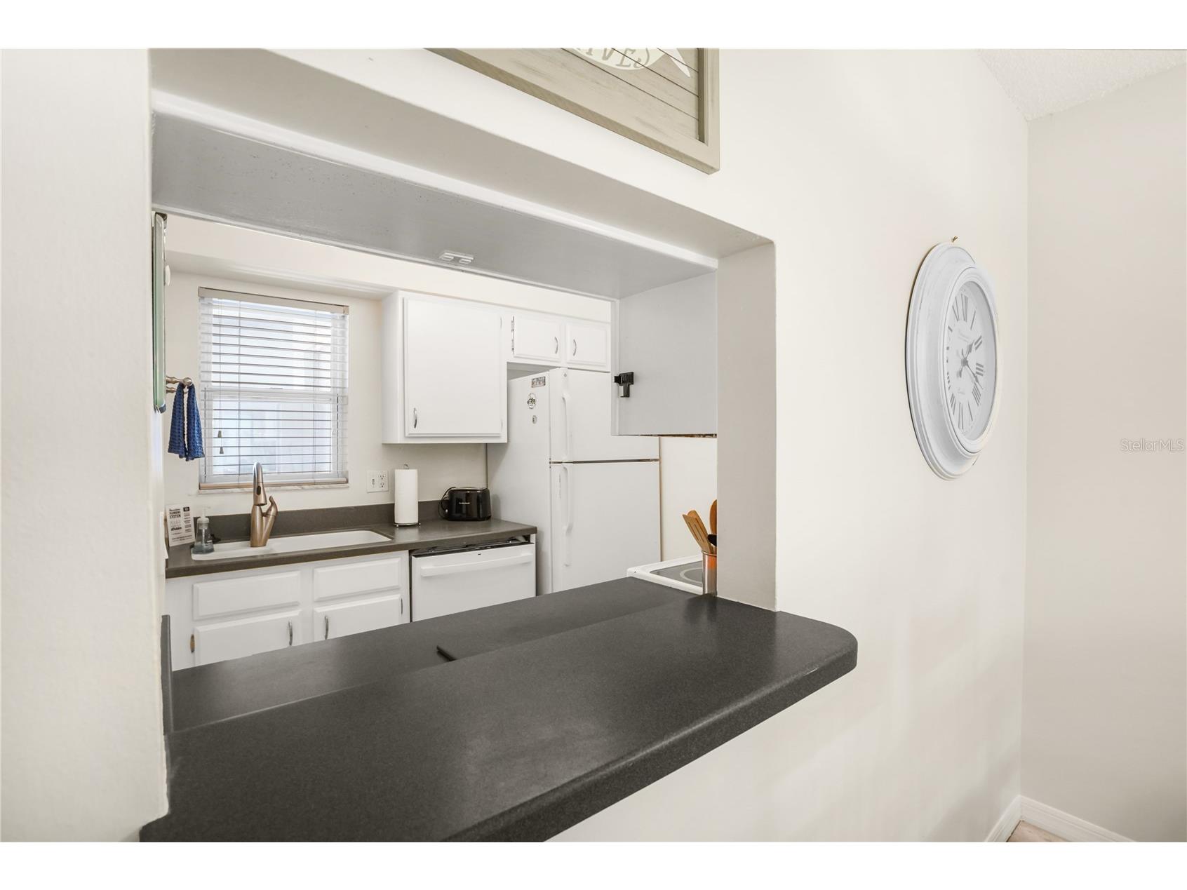 5673 Midnight Pass Road #201 Sarasota FL 34242 A4694956 image12