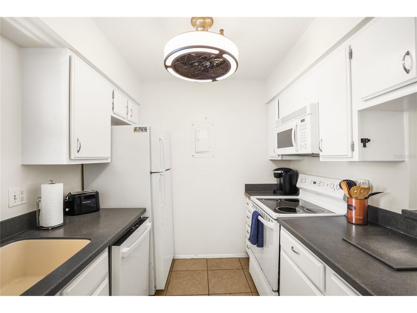 5673 Midnight Pass Road #201 Sarasota FL 34242 A4694956 image14