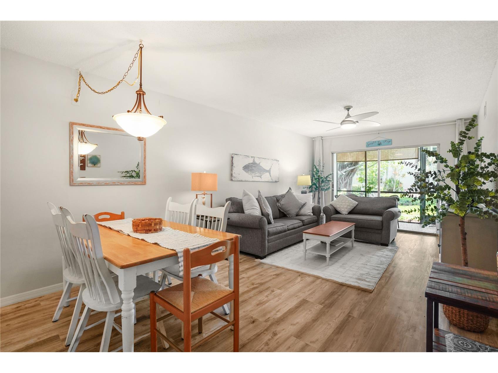 5673 Midnight Pass Road #201 Sarasota FL 34242 A4694956 image3
