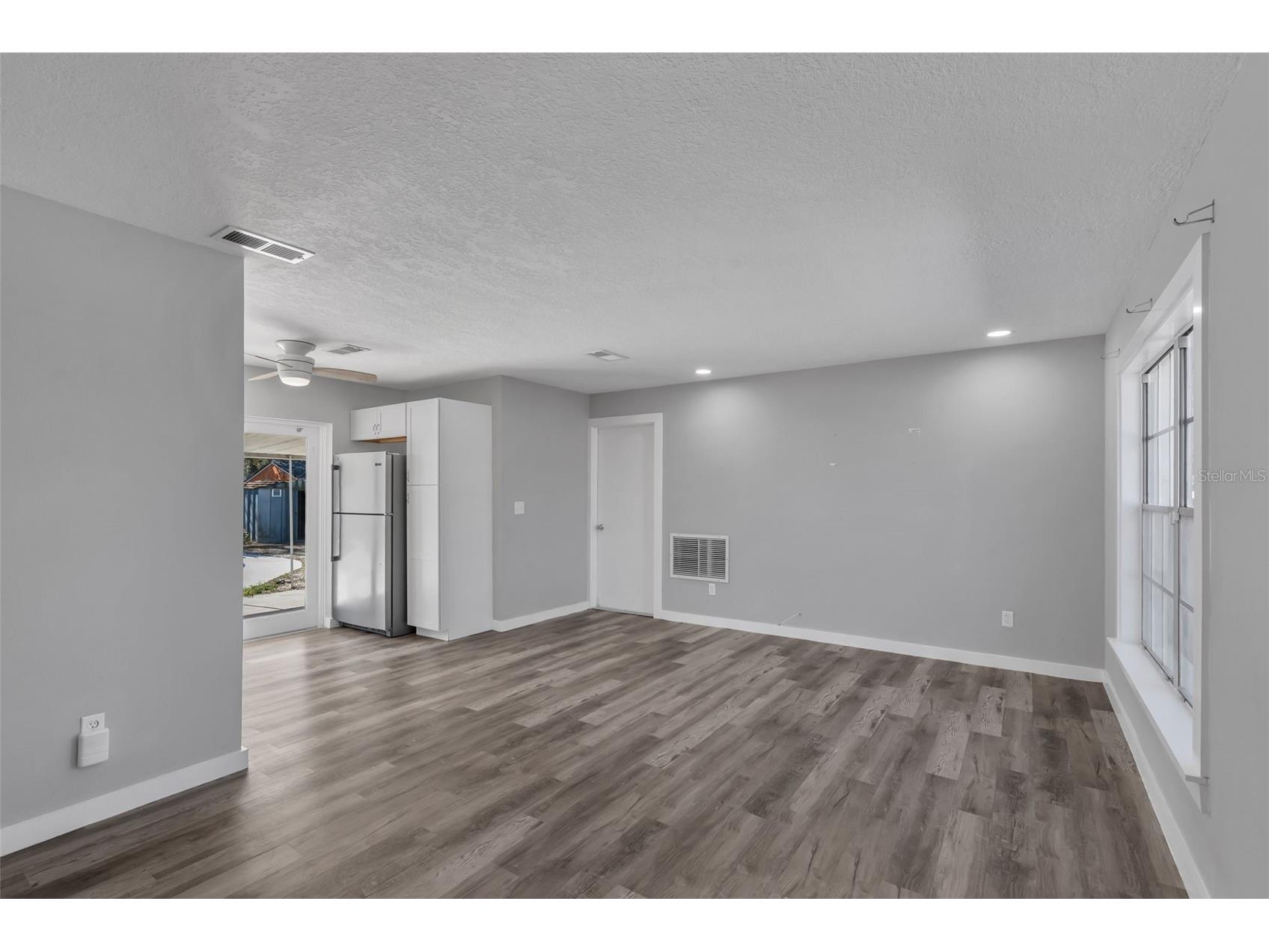 5674 Altec Court Orlando FL 32808 O6381483 image3