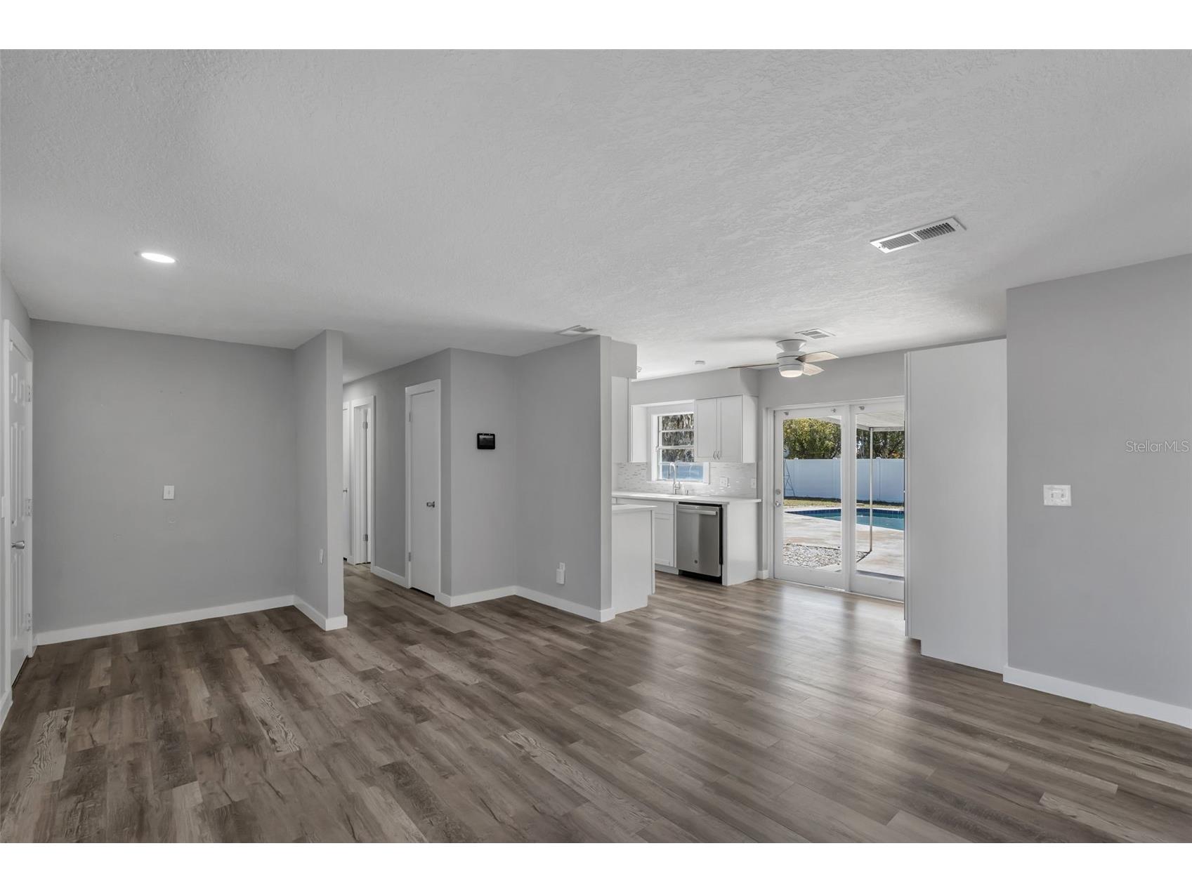 5674 Altec Court Orlando FL 32808 O6381483 image5