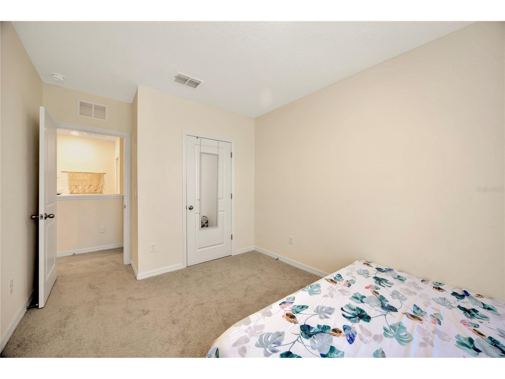 5674 Banbury Ridge Run Wesley Chapel FL 33545 TB8476456 image19