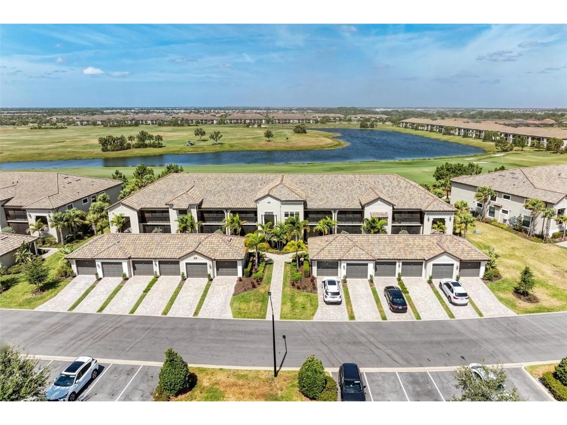 5674 Palmer Circle #104 Bradenton FL 34211 A4609477 image1