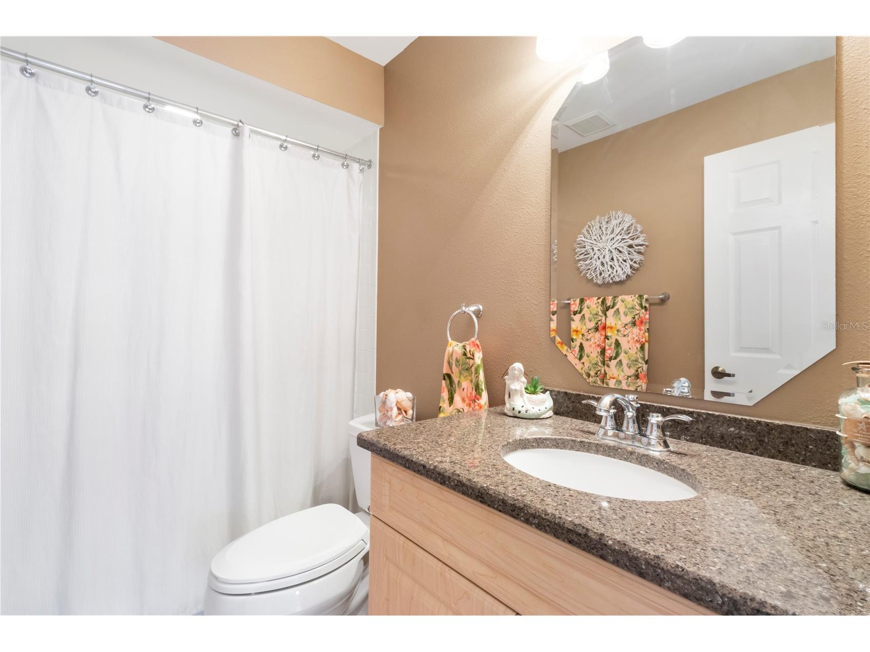 5674 Sheffield Greene Circle #74 Sarasota FL 34235 A4690755 image25