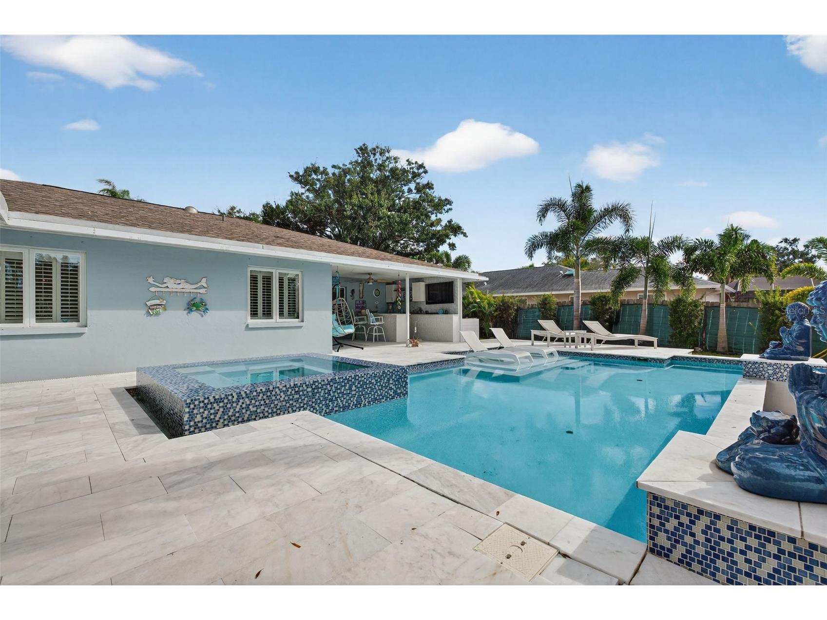 5676 Beneva Woods Circle Sarasota FL 34233 A4676417 image35
