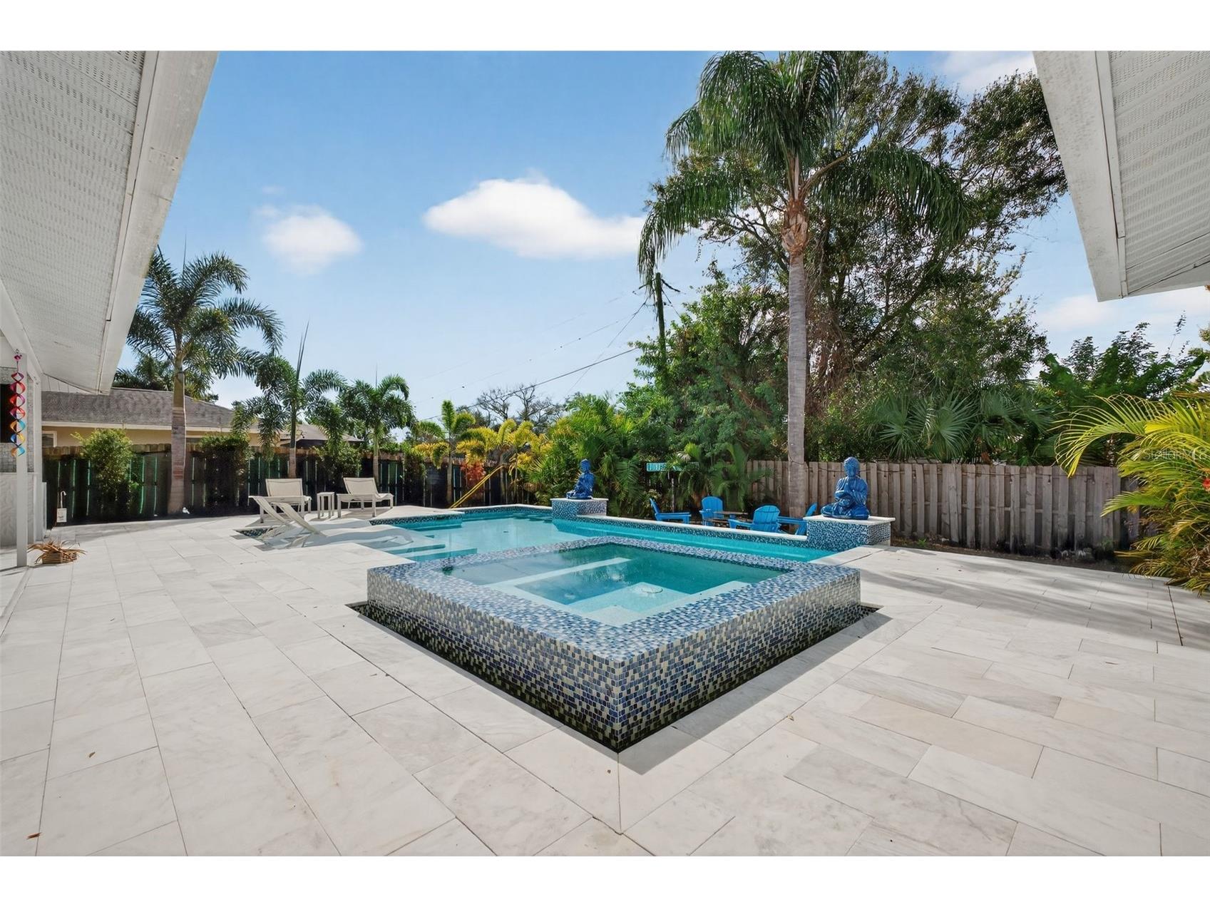 5676 Beneva Woods Circle Sarasota FL 34233 A4676417 image38