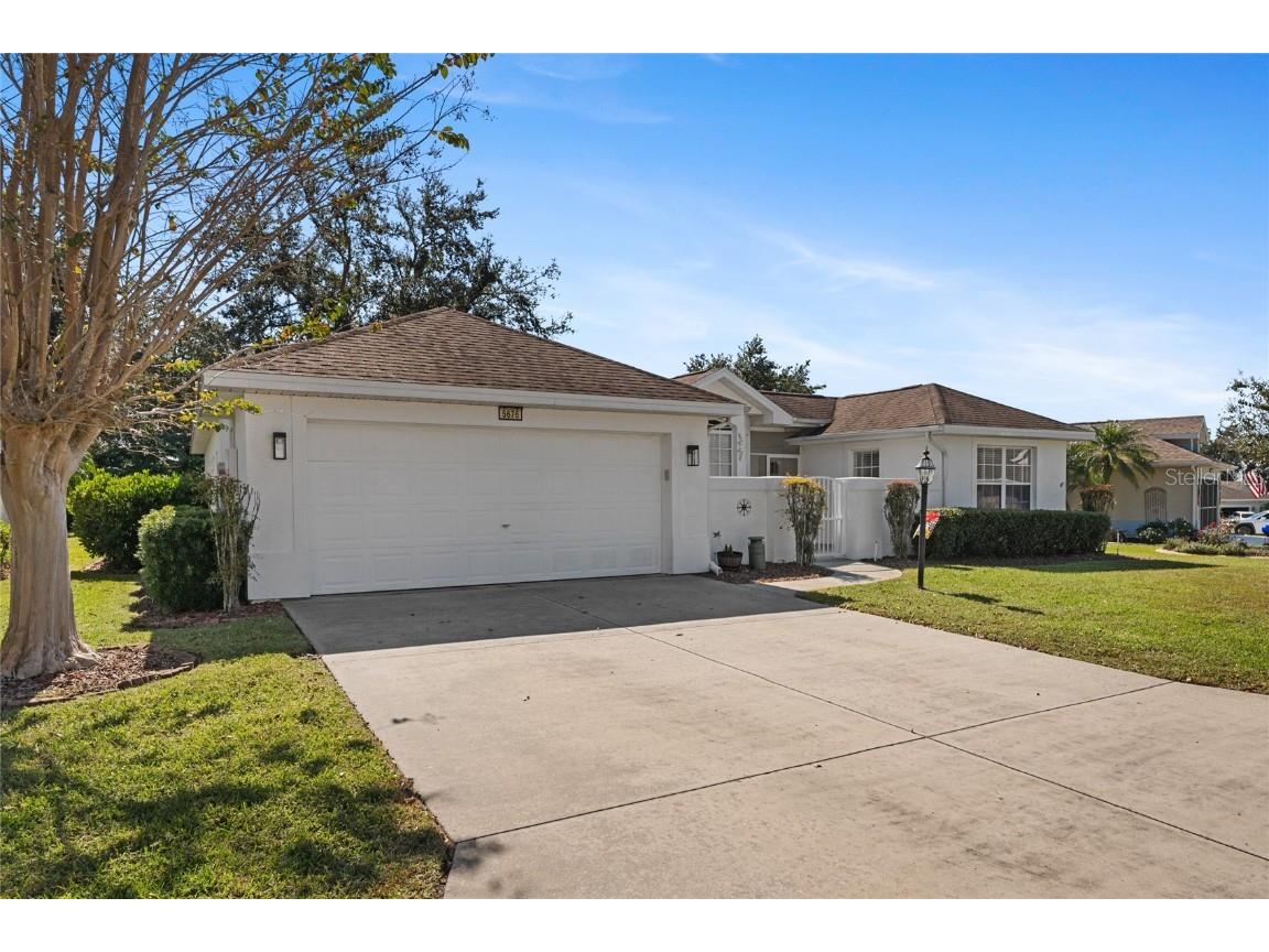 5676 Gulf Stream Street Tavares FL 32778 G5104084 image1