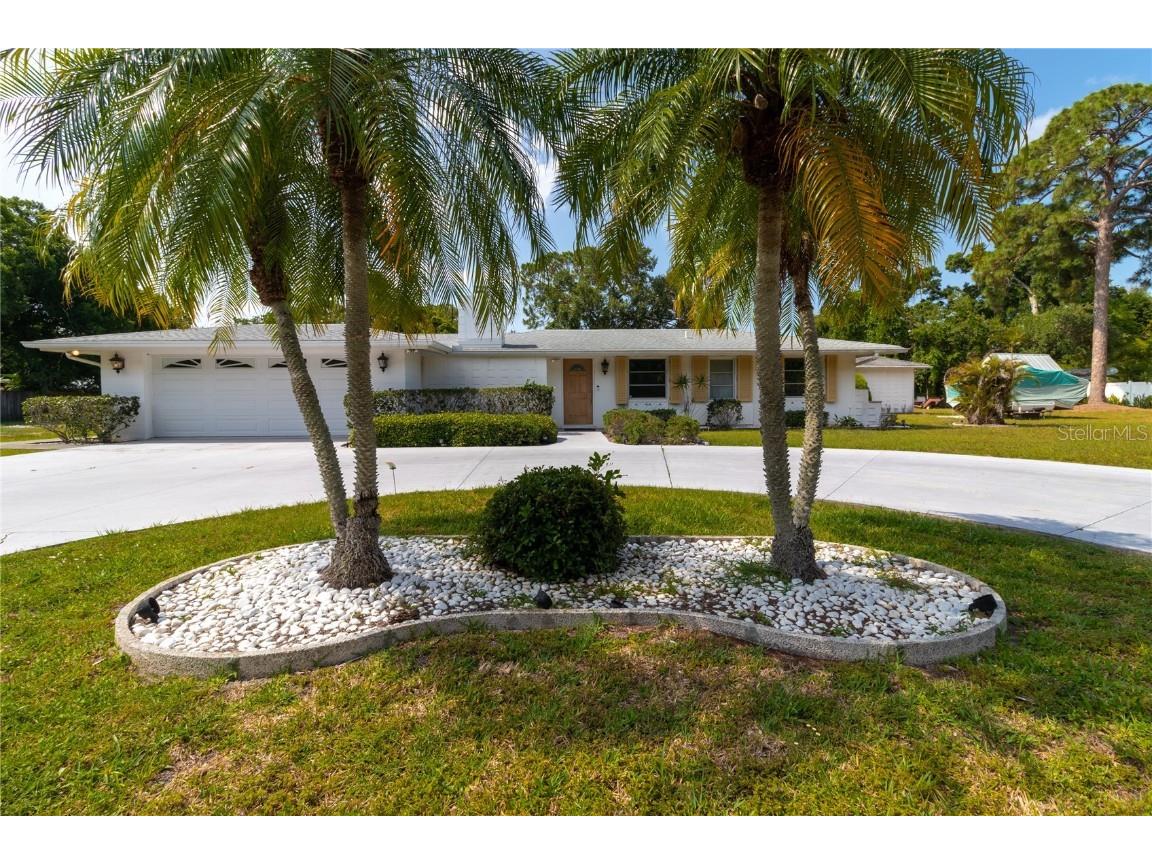 5676 Sawyer Circle Sarasota FL 34233 A4611934 image1