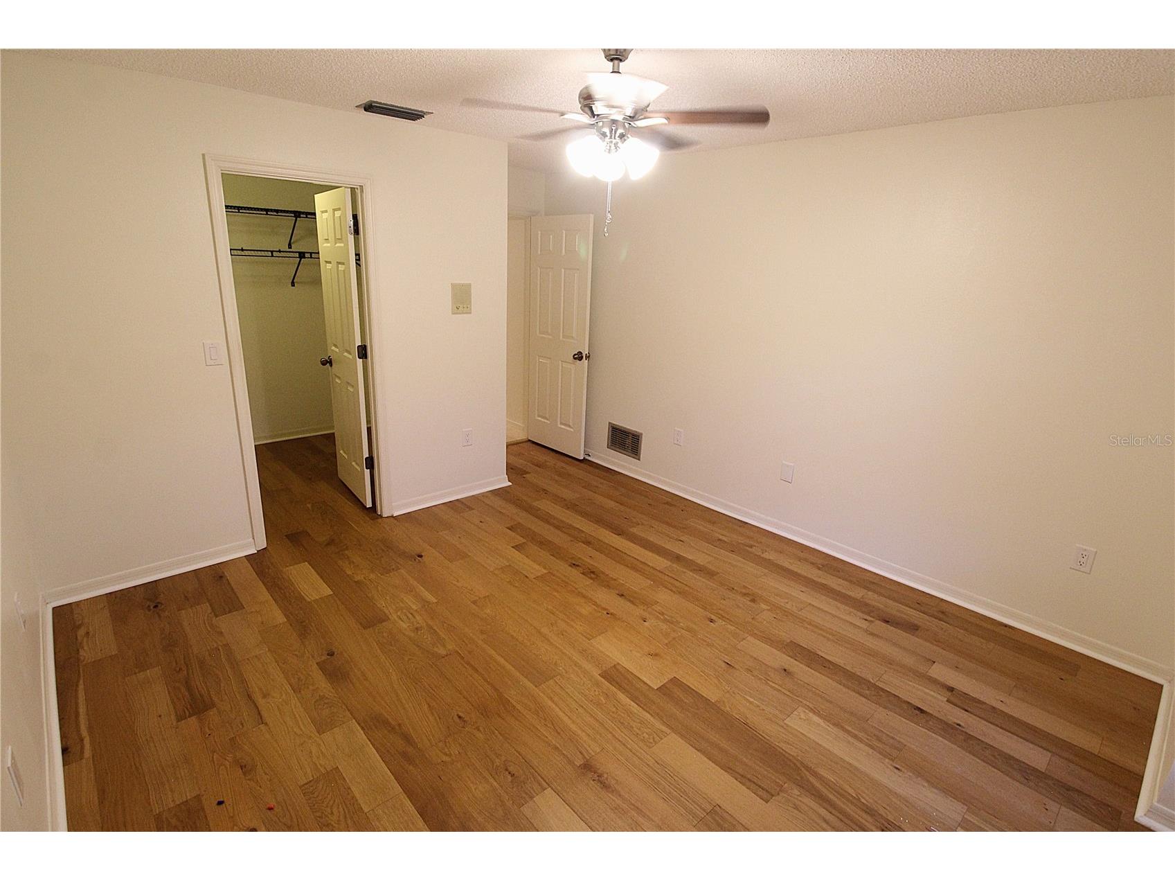 5677 Pipers Waite #41 Sarasota FL 34235 A4692798 image24
