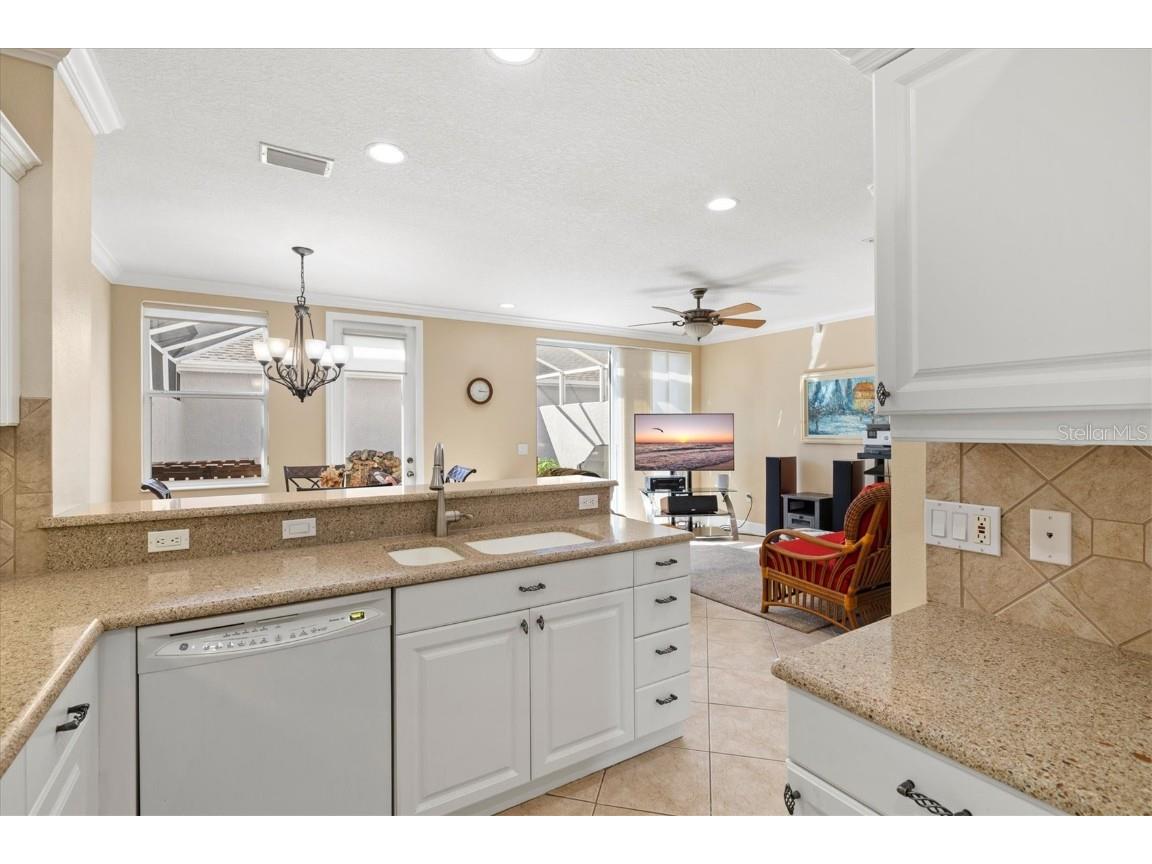 5678 Duval Street Bradenton FL 34203 - BRADEN RIVER A4669011 image14