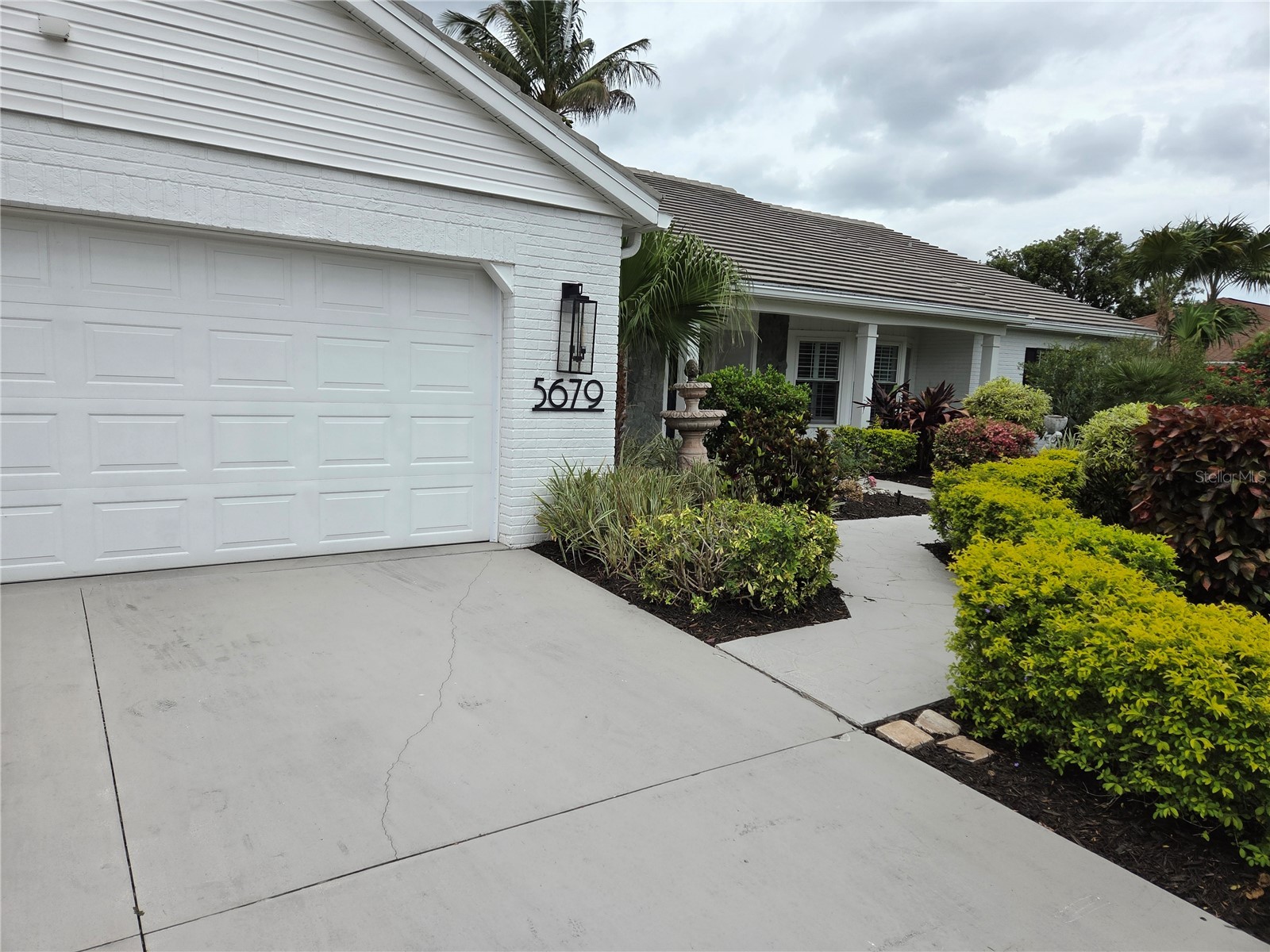 5679 Country Lakes Drive #7 Sarasota FL 34243 A4695502 image5