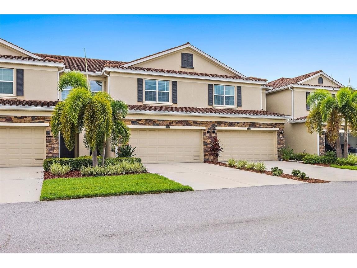 568 53rd Avenue N Saint Petersburg FL 33703 U8209361 image1