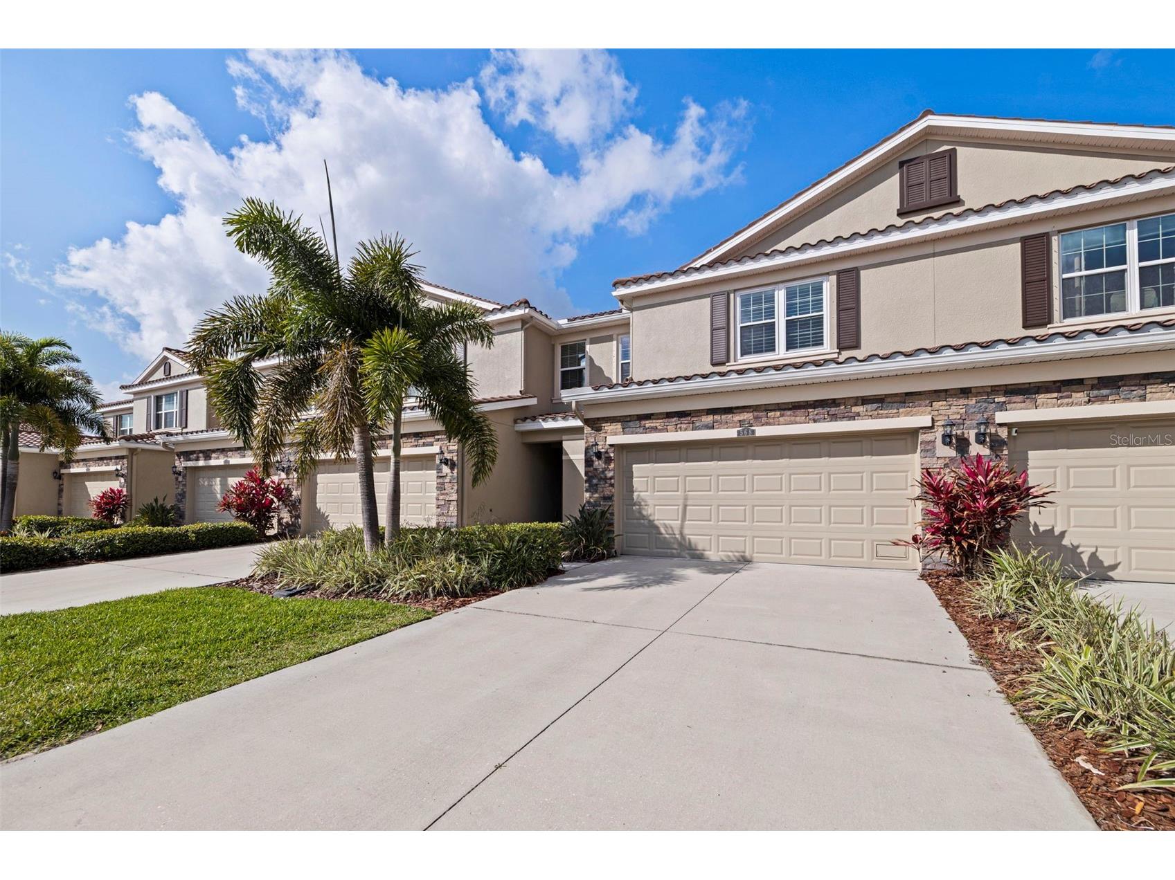 568 53rd Avenue N Saint Petersburg FL 33703 TB8507177 image1