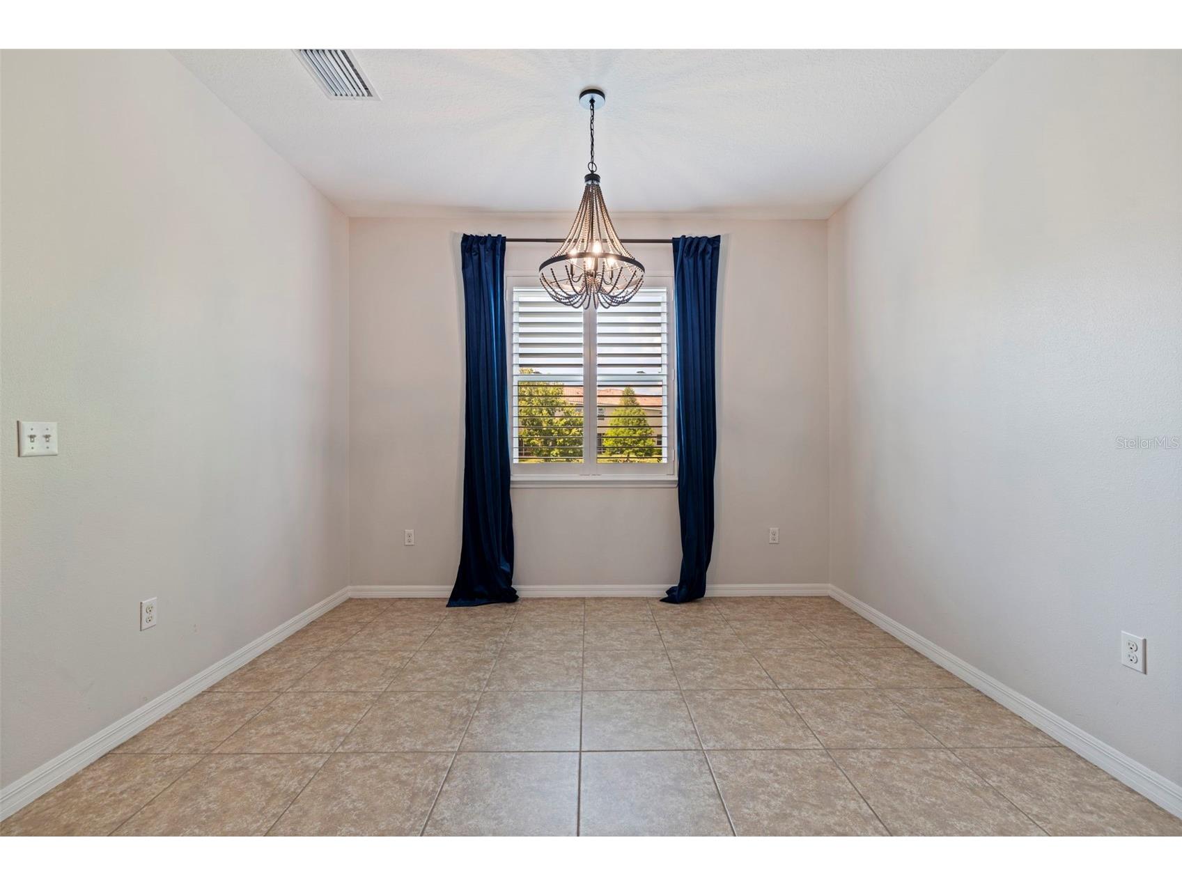 568 53rd Avenue N Saint Petersburg FL 33703 TB8507177 image15