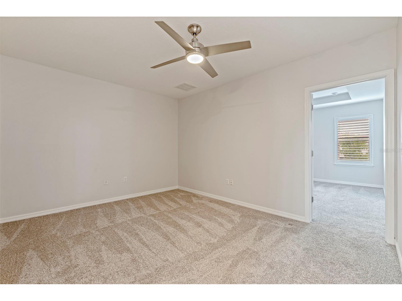 568 53rd Avenue N Saint Petersburg FL 33703 TB8507177 image20