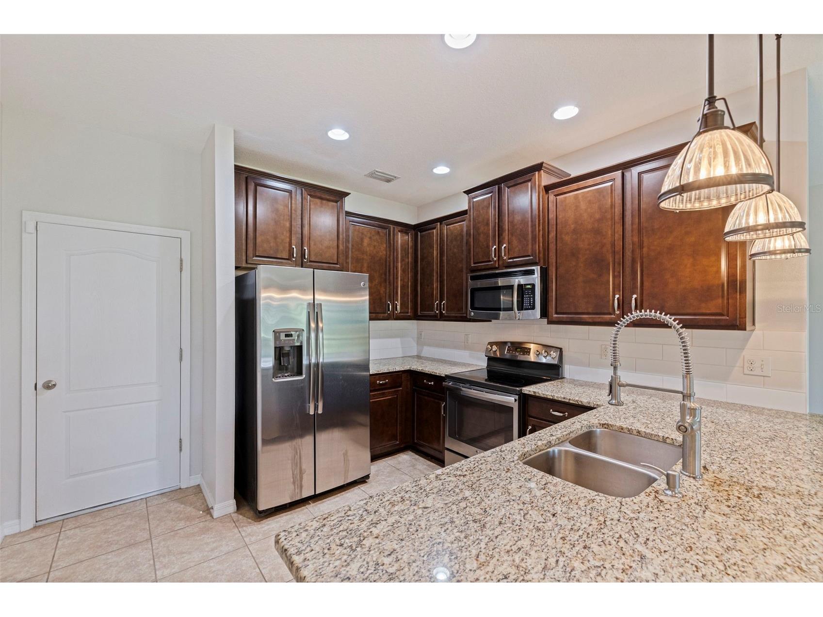 568 53rd Avenue N Saint Petersburg FL 33703 TB8507177 image8