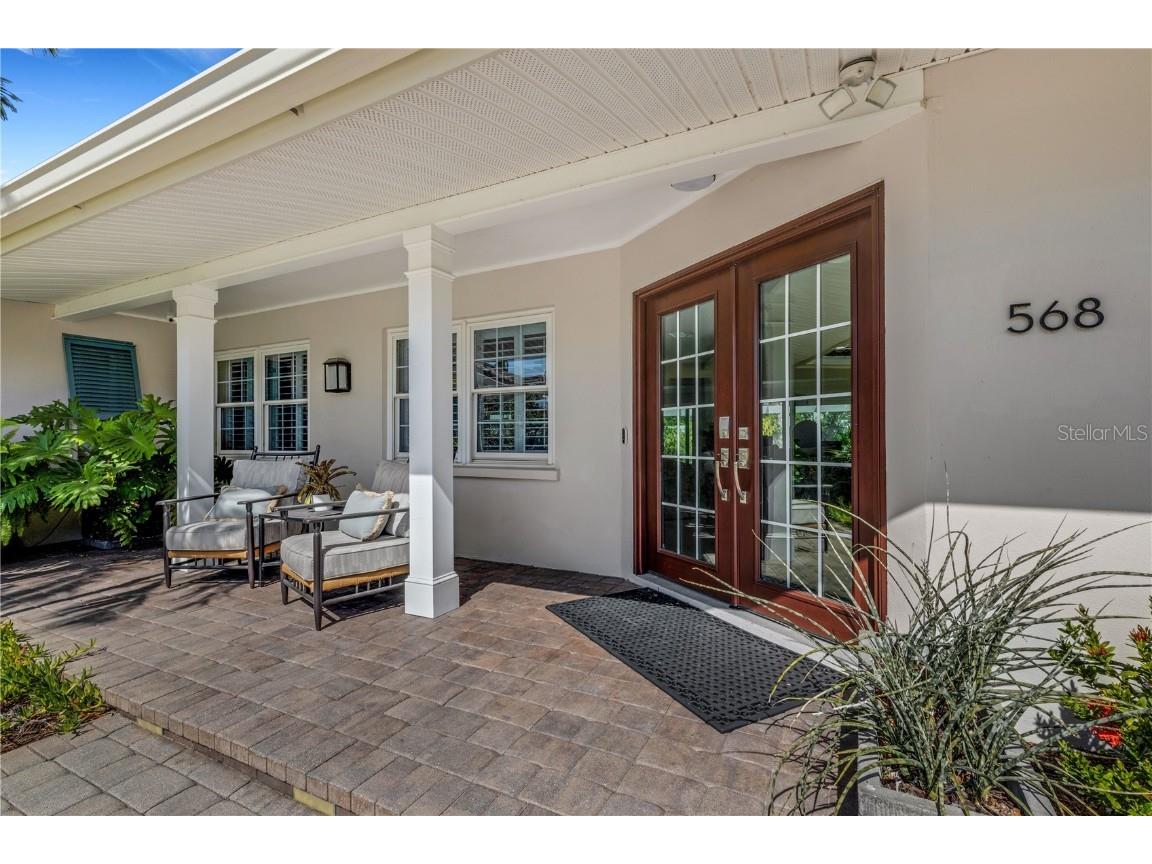 568 Bird Key Drive Sarasota FL 34236 A4583867 image1