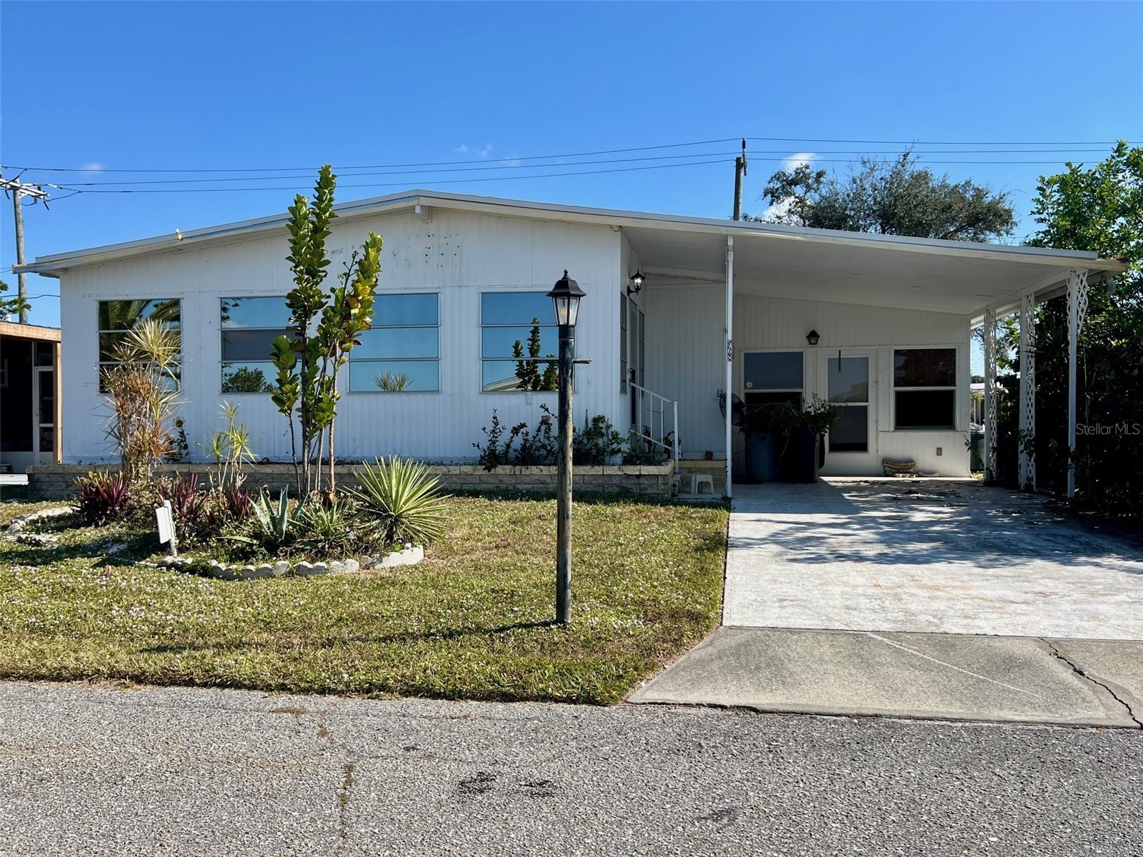 568 Fairmount Drive North Port FL 34287 A4673086 image1
