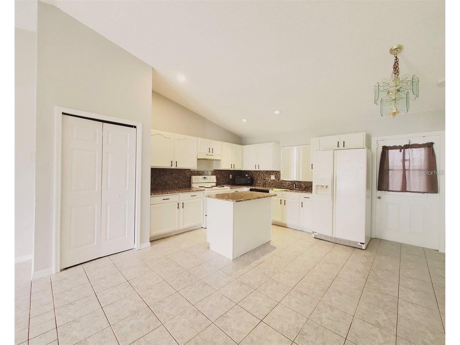 568 Kingfisher Drive Kissimmee FL 34759 O6403699 image4