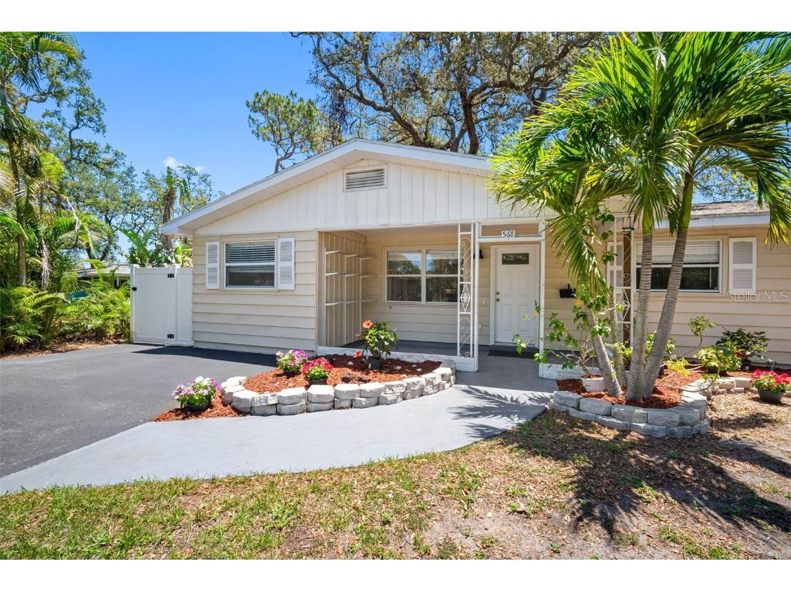 568 La Plaza Avenue S Saint Petersburg FL 33707 TB8374909 image1