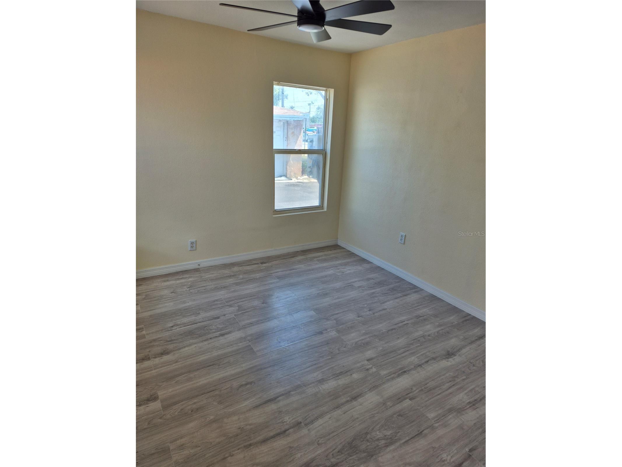 5680 28th Street N #D5 Saint Petersburg FL 33714 TB8511830 image4