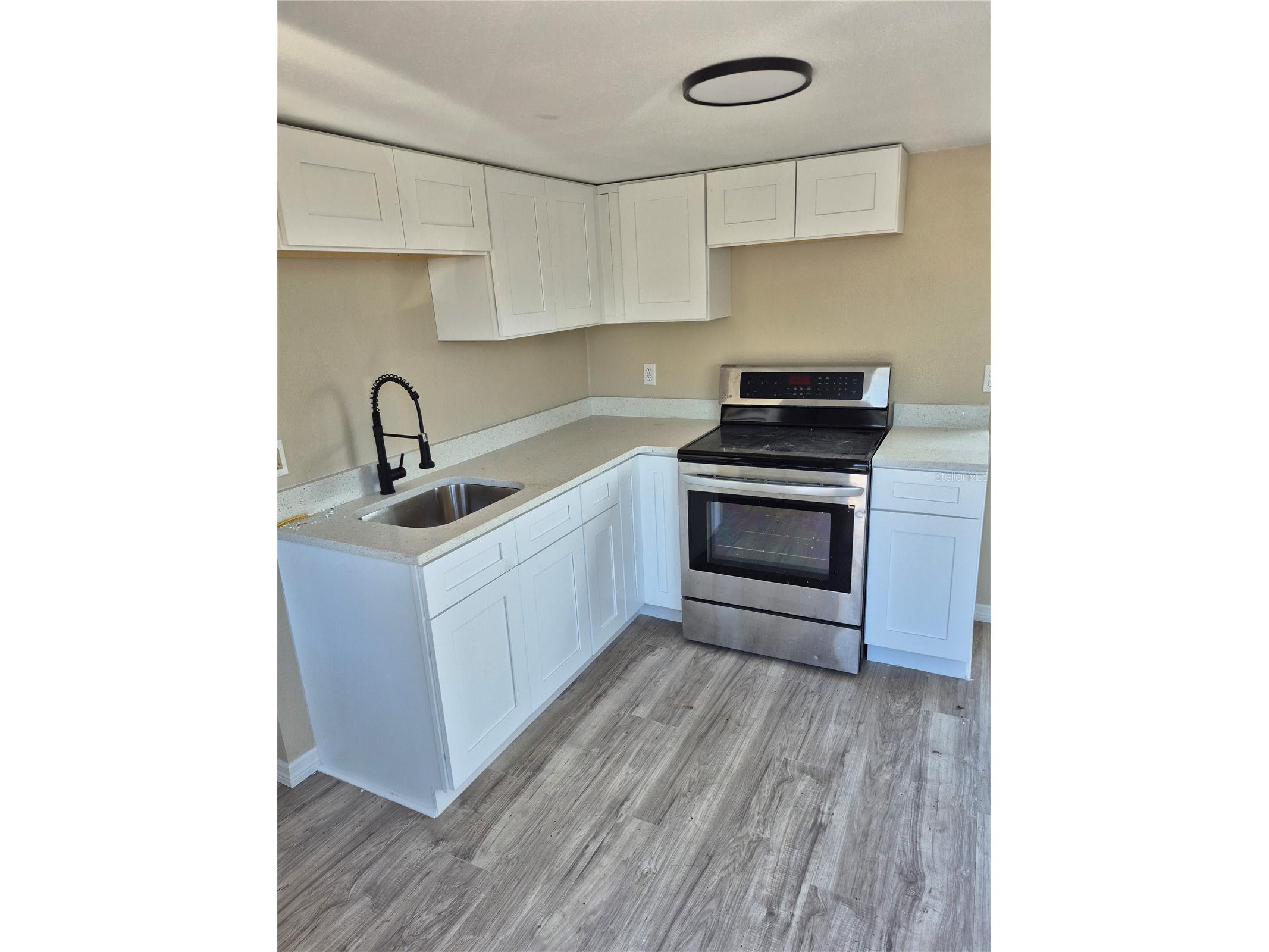 5680 28th Street N #L2 Saint Petersburg FL 33714 TB8511831 image2