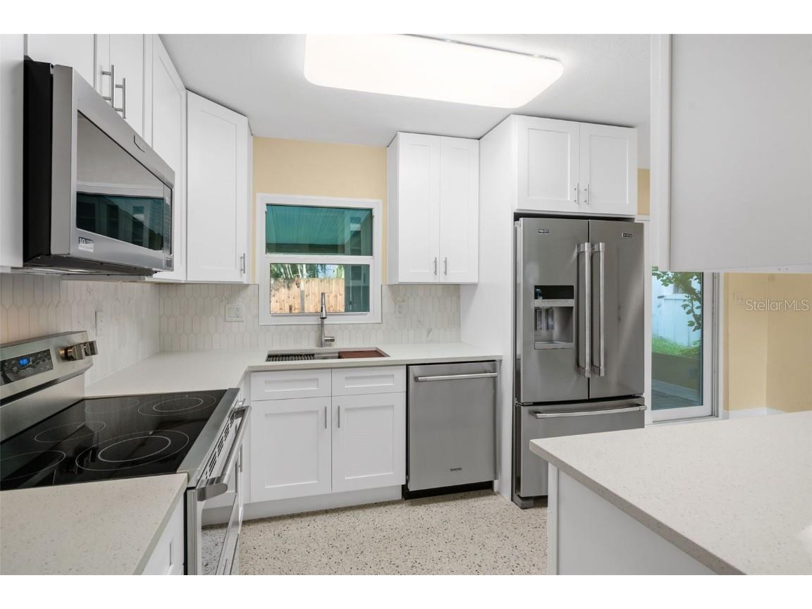 5680 Pershing Street NE Saint Petersburg FL 33703 TB8421021 image12