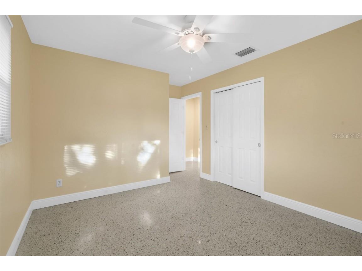 5680 Pershing Street NE Saint Petersburg FL 33703 TB8421021 image16