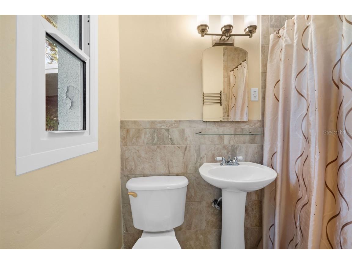 5680 Pershing Street NE Saint Petersburg FL 33703 TB8421021 image18