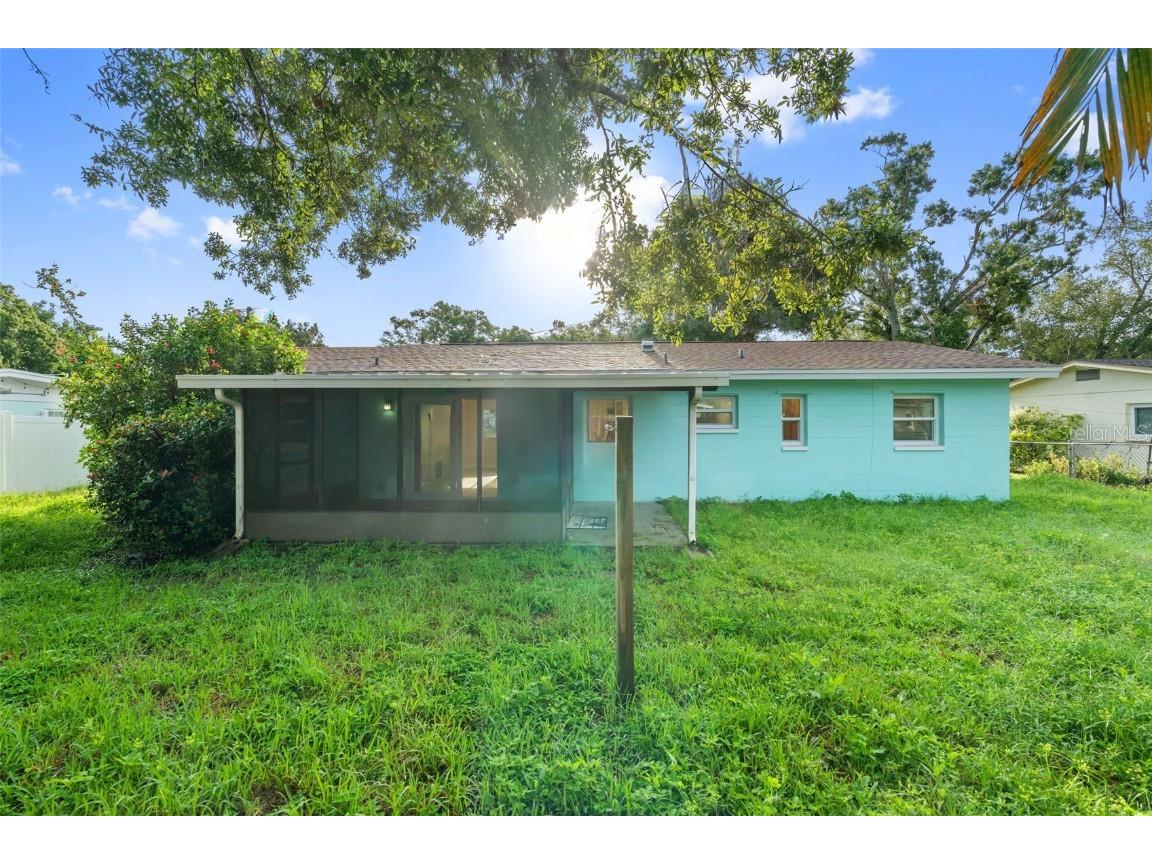 5680 Pershing Street NE Saint Petersburg FL 33703 TB8421021 image30