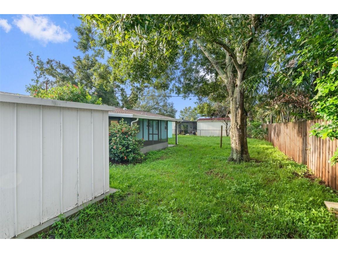 5680 Pershing Street NE Saint Petersburg FL 33703 TB8421021 image31