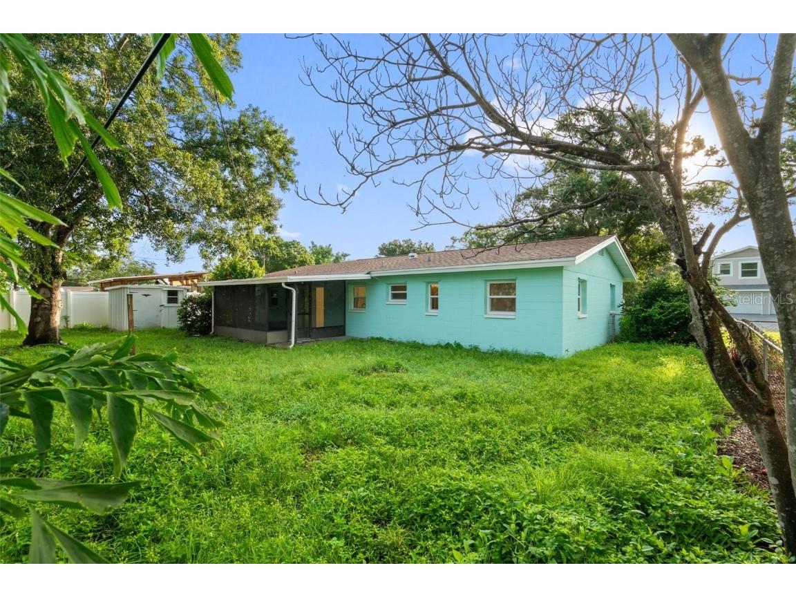 5680 Pershing Street NE Saint Petersburg FL 33703 TB8421021 image32
