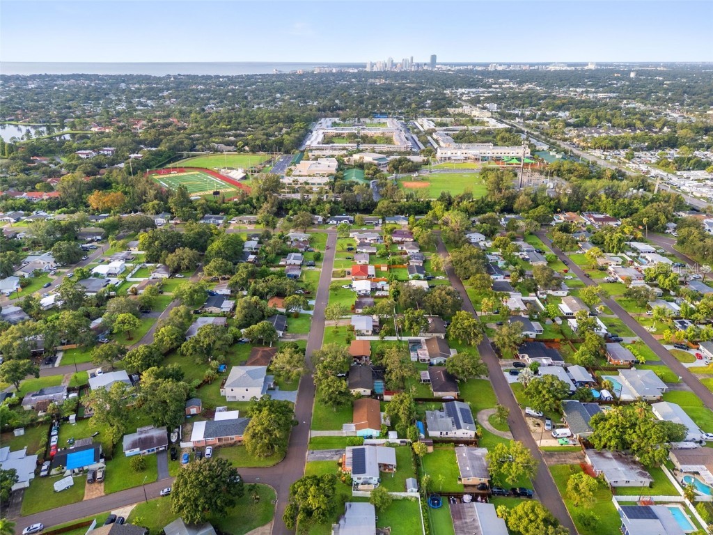 5680 Pershing Street NE Saint Petersburg FL 33703 TB8421021 image37