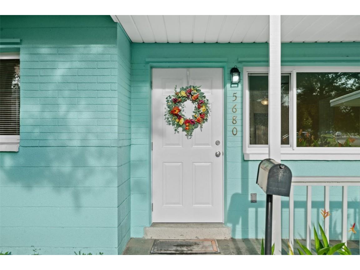 5680 Pershing Street NE Saint Petersburg FL 33703 TB8421021 image4
